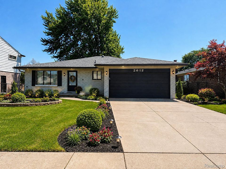 1st image of 2612 Michael Dr