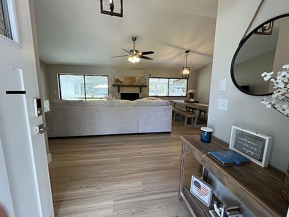 3rd image of 11271 W Coral Ct