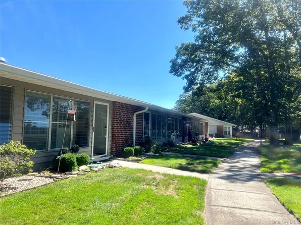 171B Ventry Court #171B, Ridge, NY 11961