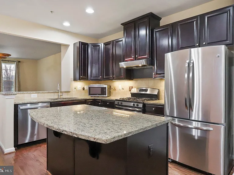 8079 Locust Mill St — Photo 14