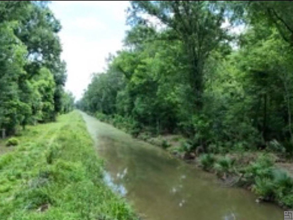 1st image of Greenwood Plantation Rd
