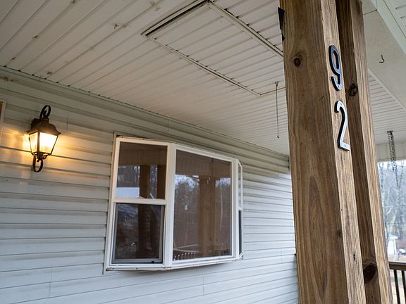 3rd image of 92 Brentview Dr NE
