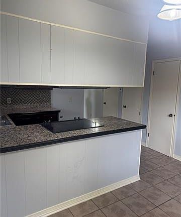 2nd image of 3618 Elgin St
