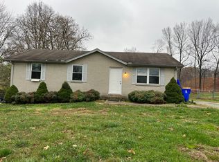 215 Hobbs Dr, White House, TN 37188