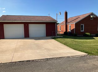 132 Brady Ave, Beaver Falls, PA 15010