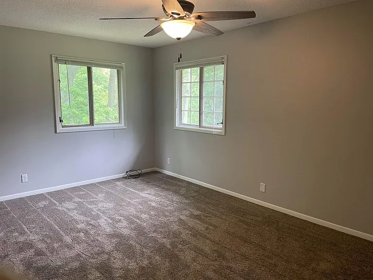 1322 Randall Pl — Photo 6