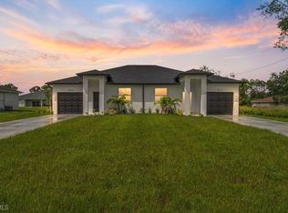 1027 Meadow Rd, Lehigh Acres, FL 33973