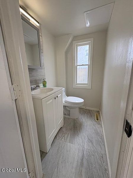 5th image of 1020 Pearl Street