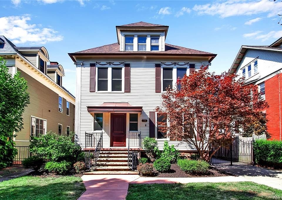 1st image of 776 Potomac Ave