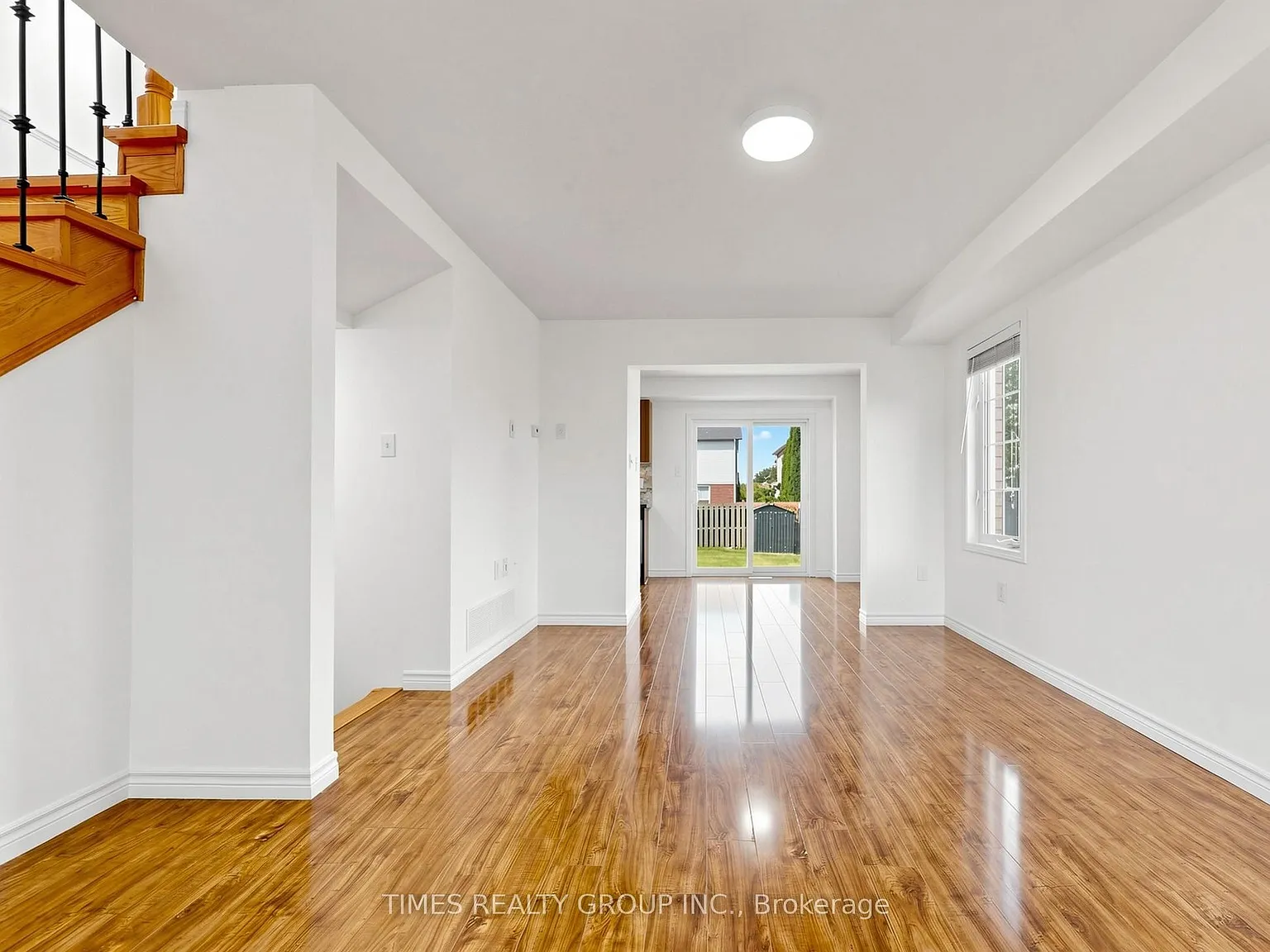 3 bed, $2,600 — Photo 4