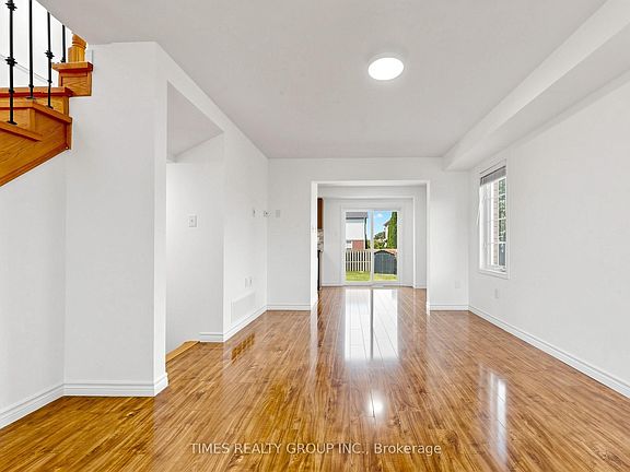 4th image of 46 Ridwell St