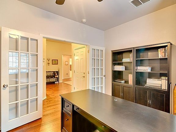 5th image of 3321 Tavistock Dr