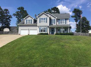 76 Bladen St, Spring Lake, NC 28390