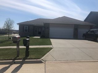 1319 Linden Dr, Blair, NE 68008