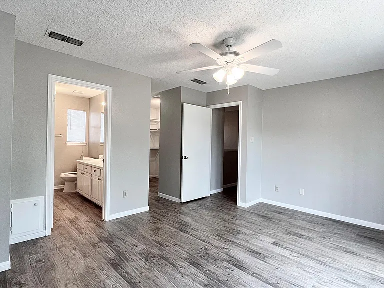 9201 Simmons Rd #117 — Photo 12