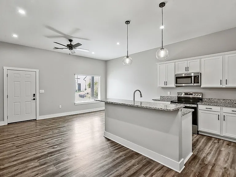 Villas at Capital Twenty — Photo 46
