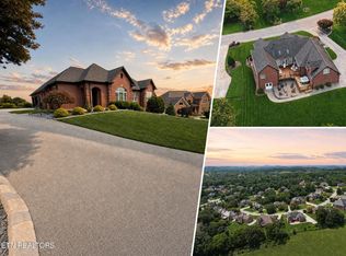 421 Saddle Ridge Dr, Knoxville, TN 37934