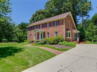 7008 Endotrail Rd, Greensboro, NC 27409