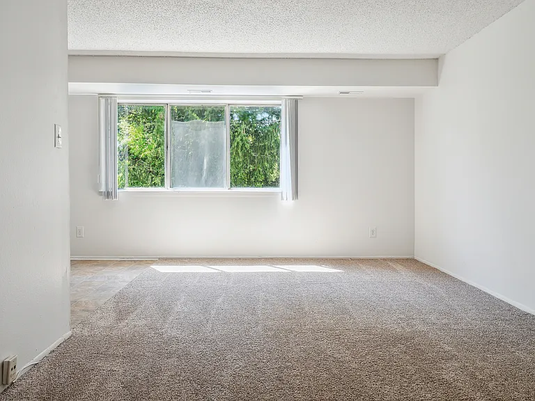 Waterview Farms Apartments — Photo 16