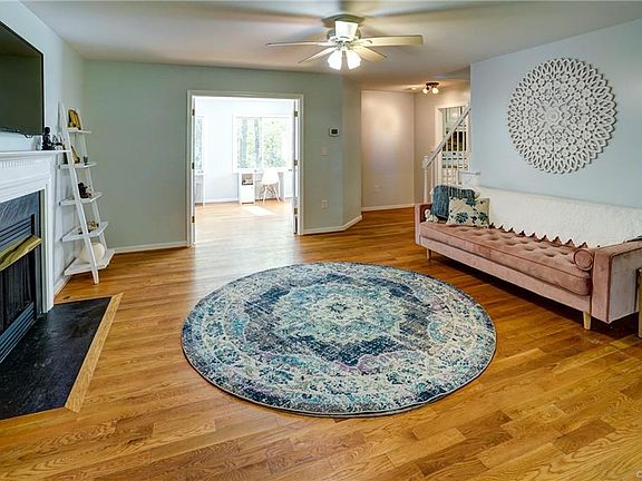 4th image of 12208 Devette Pl