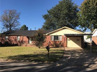 1801 Magnolia Dr, Fort Smith, AR 72908