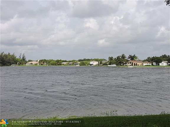 3rd image of 2208 Congressional Way #2208