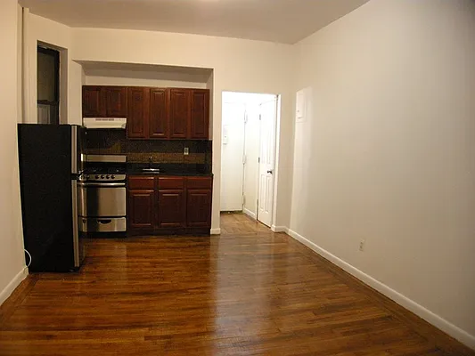 Rented by Vickers Realty | media 9