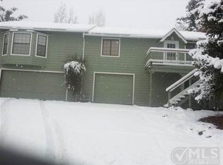 5533 Easter Dr, Wrightwood, CA 92397