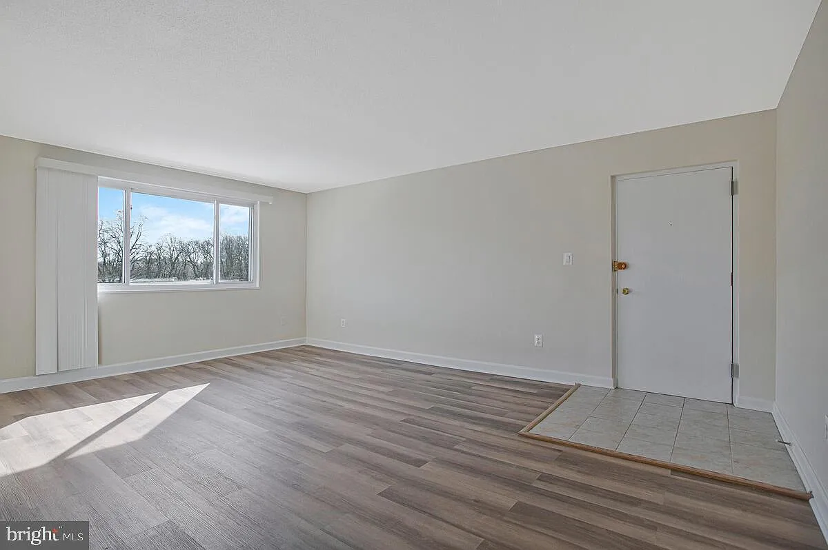 Park Place Condo — Photo 3