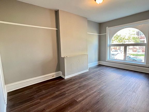 2nd image of 4611 S Vincennes Ave #1
