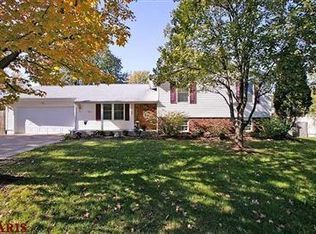 4 Trail Oaks Dr, Saint Peters, MO 63376