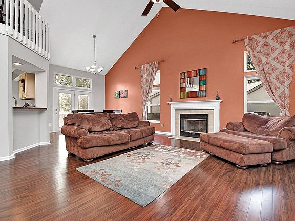 4th image of 8441 Sealyham Dr