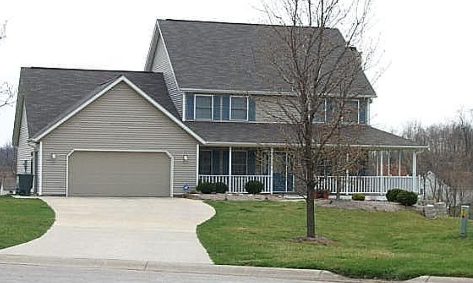 1st image of 3740 E Newport Ct