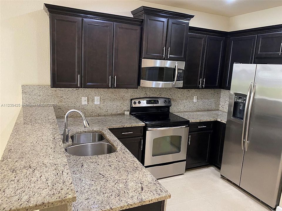 1st image of 8920 NW 98th Ave #8920