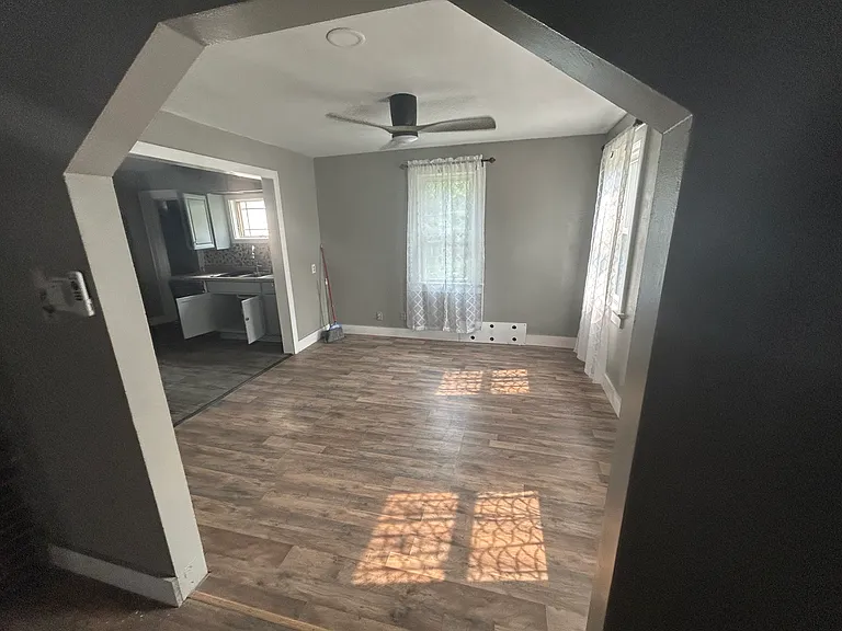 3636 Schele Ave — Photo 10