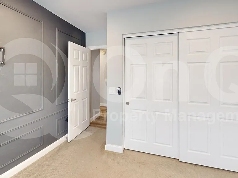 5420 E Paradise Ln — Photo 10