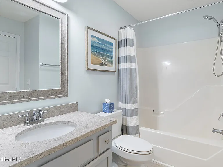 3350 Club Villas Dr #101 — Photo 28