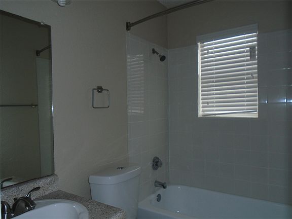 2nd image of 5119 Live Oak St APT 113