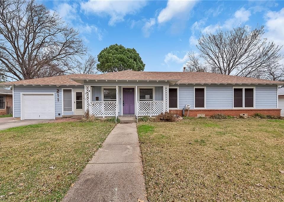 1st image of 211 University Dr
