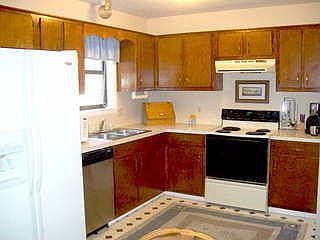 2nd image of 1500 Candace Dr