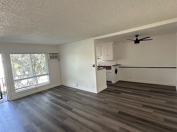 3rd image of 3825 Gibraltar Ave