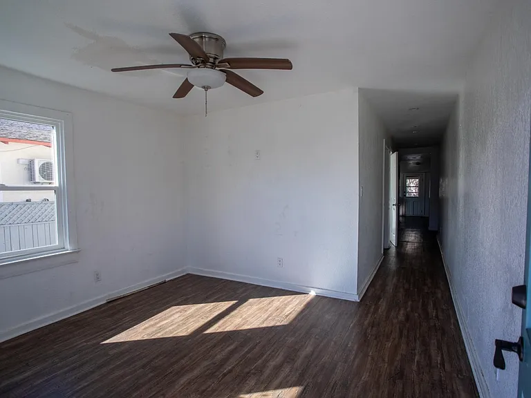 345 N Occidental Blvd — Photo 7