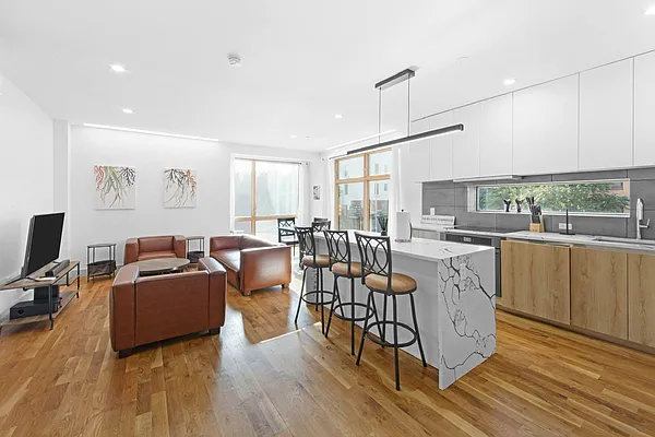 Rented by TorsX Inc | media 4