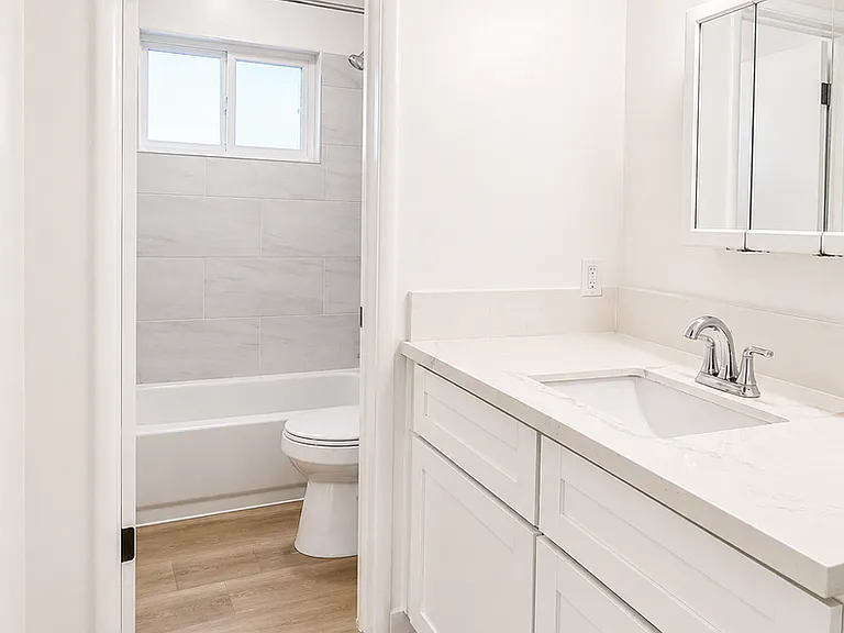 4011 W. 129th Street — Photo 7