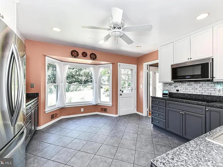 3806 N Wakefield St — Photo 8