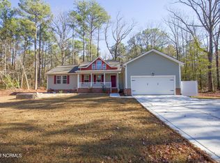 1009 Loblolly Dr, Vass, NC 28394
