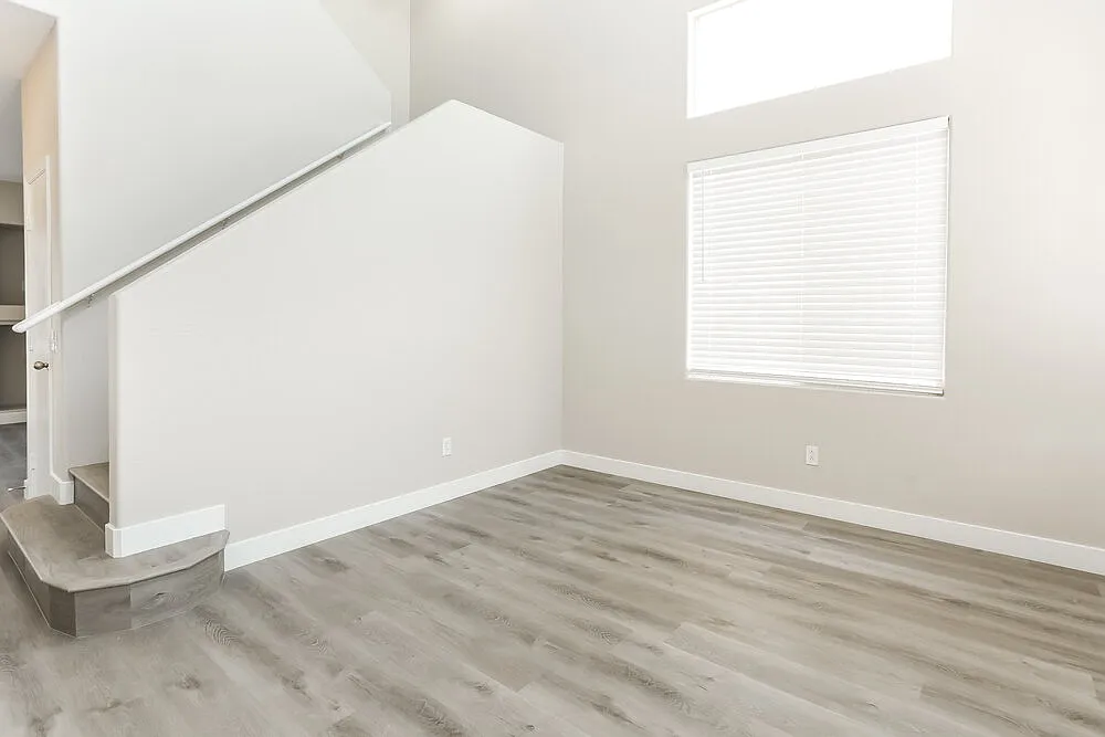 4 bed, 2.5 bath, 1703 sqft, $2,455 — Photo 4