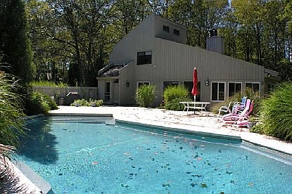 1st image of 35 Country Club Dr