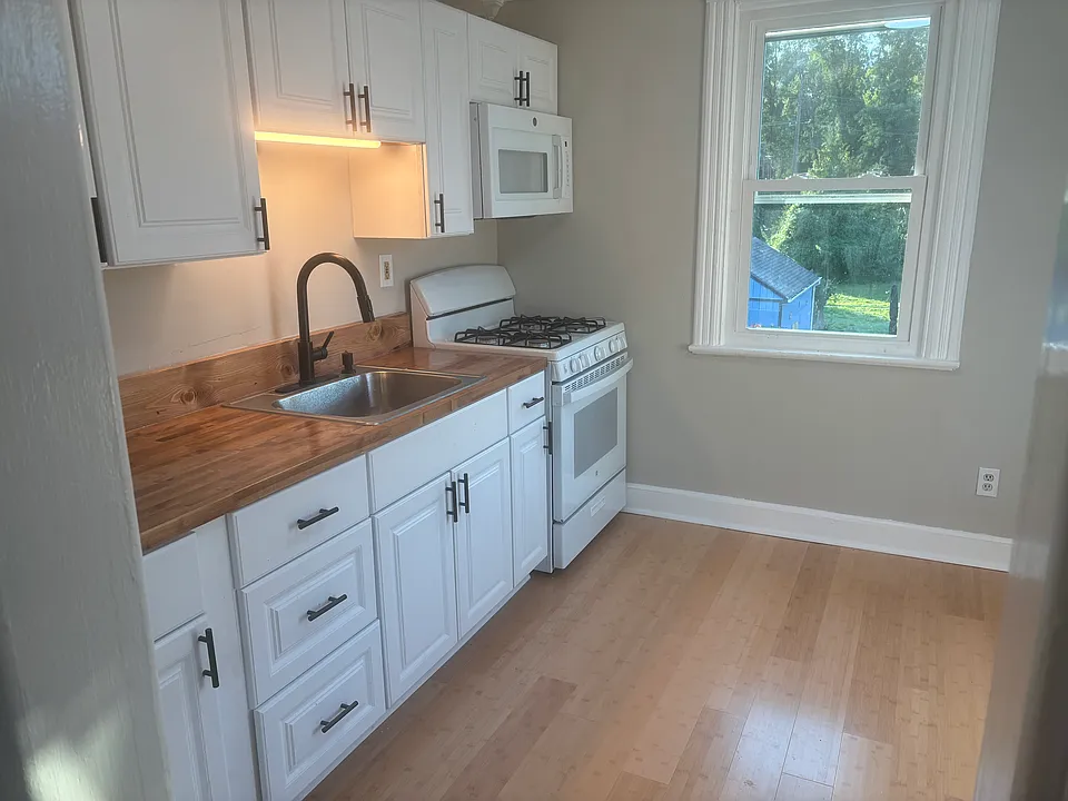 36 Union St #2