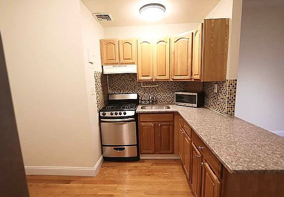 2nd image of 1269 1st Ave APT 2D